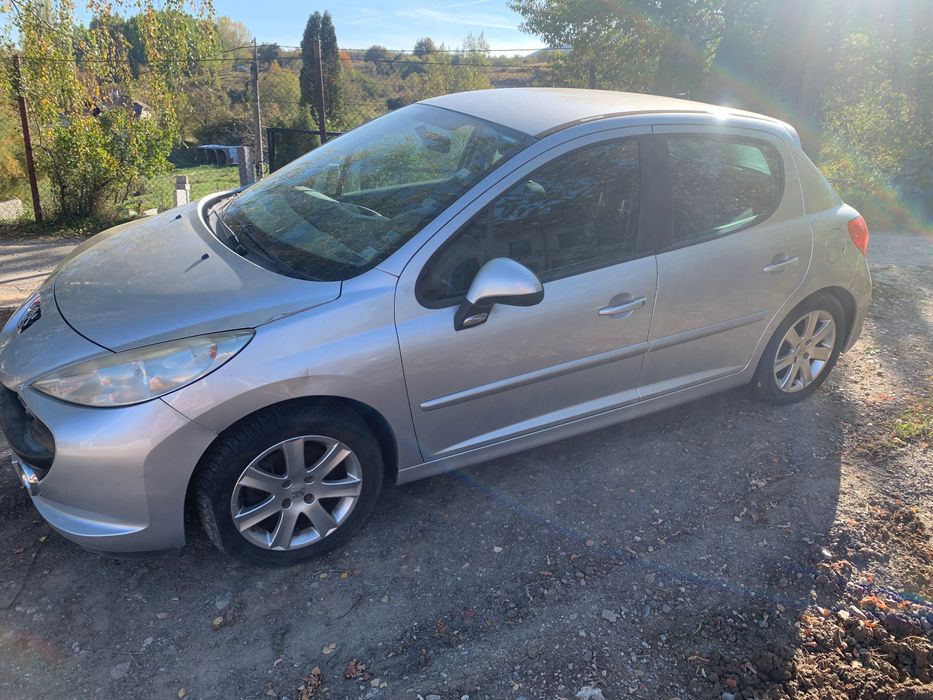 Peugeot 207 1.6i 2007г