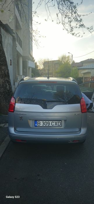 PEUGEOT 5008 2011 — imagine 2