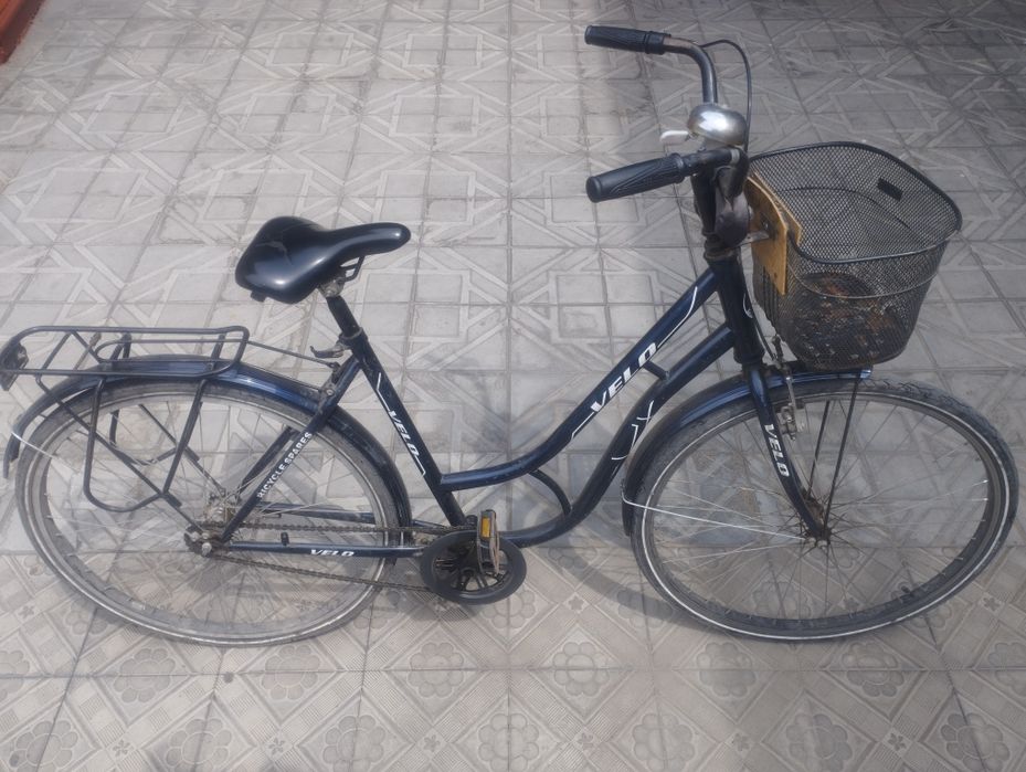 Velosiped sotiladi. Holati minilgan.