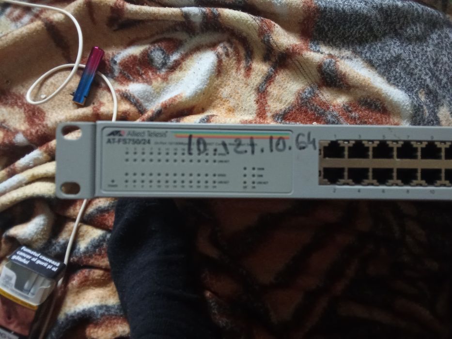 Allied  Telesis AT-FS 750/24 fast ethernet
