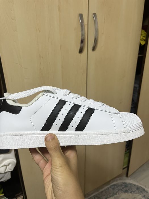 Продам оригиналные красовки