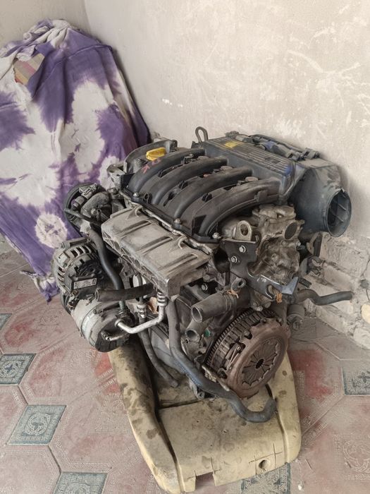 Lada largus uchun reno mator yangi yevropiski