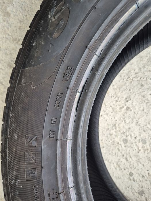 Vând cauciucuri 235/60/18 M+S set complet//Pirelli// dot 2022