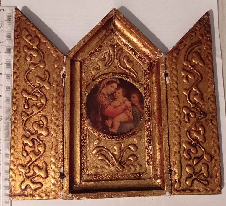 Vând/Schimb icoană veche,nu este pictură.Material:lemn vopsit.