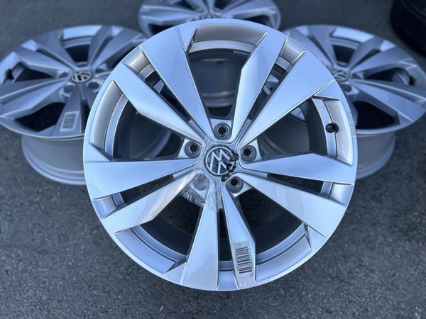 18цола Vw Фолксваген Volkswagen Оригинални 4бр