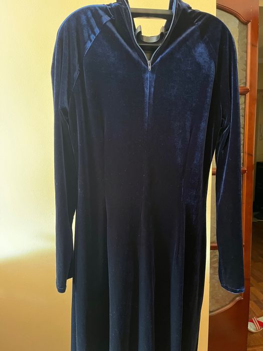 Платье миди велюр