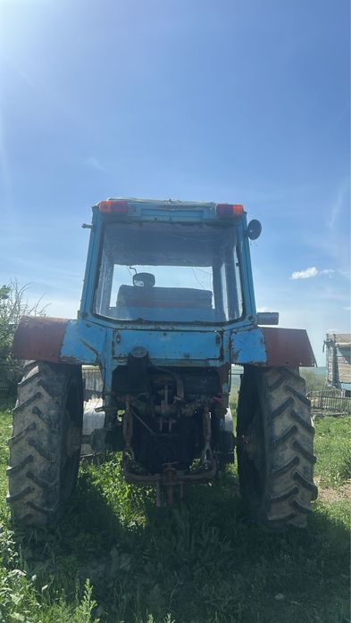 Продам Трактор и газ 53