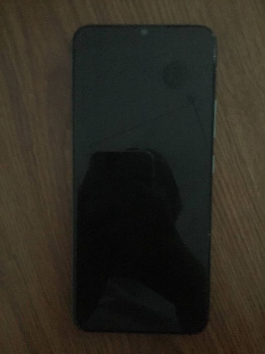 Айпад , Айфон 6     .