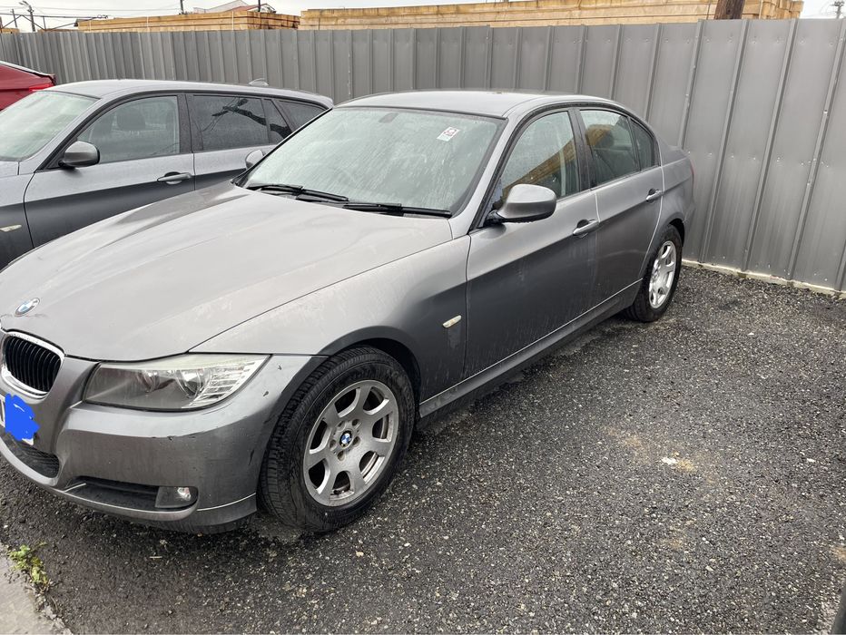 Dezmembrari bmw e90 lci 320d n47 lci piese motor stopuri lci spate