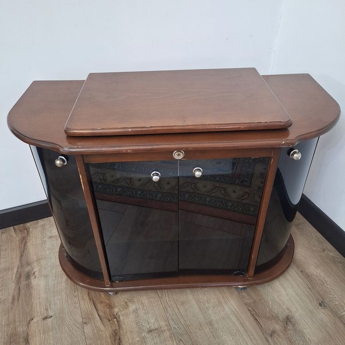 Тумба под телевизор