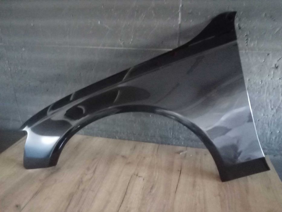 Aripa fata stanga Audi A4 B8 Gri LZ7L Lava Grey NOUA vopsita 2007-2012