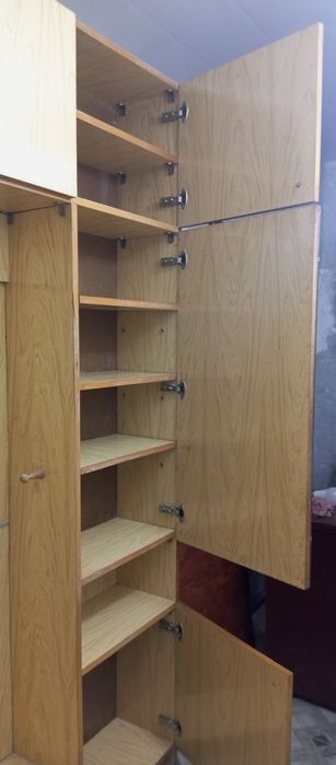 Продаётся прихожая мебель.