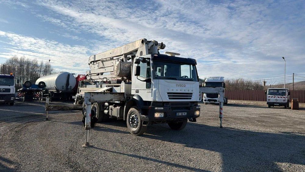 Pompa de beton Iveco Tracker
