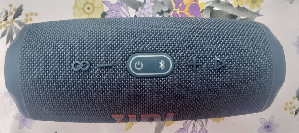 Boxă portabilă JBL