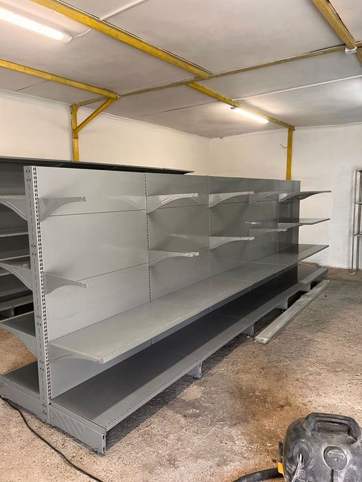 Rafturi de magazin pentru La 2 pasi