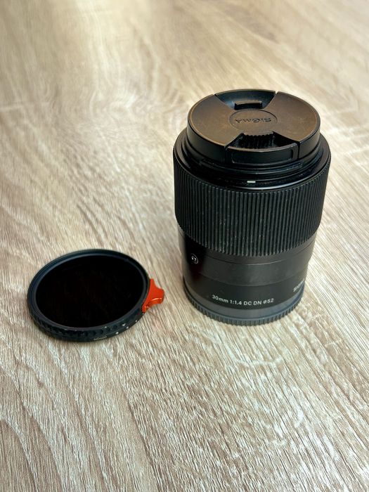 Обьектив sigma 30mm 1,4