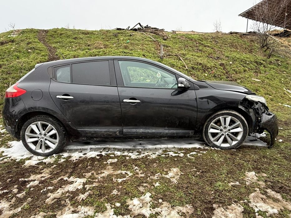 Dezmembrez Renault megane 3 din 2009, 1.5 dci 110cp