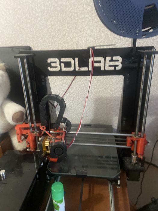 Продам 3д принтер, рабочий.