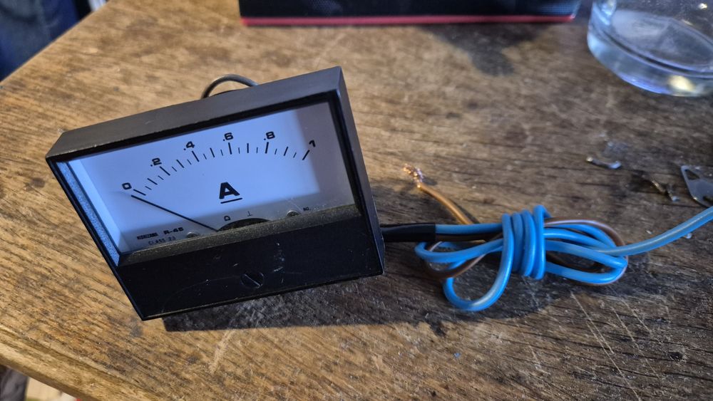 Acometre,  voltmetre , ampermetru