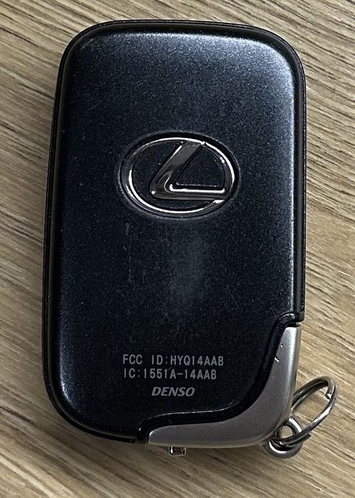 Ключ за Лексус с 4 бутона keyless go