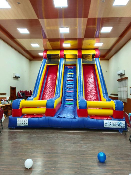 Tobogan topogan gonflabil