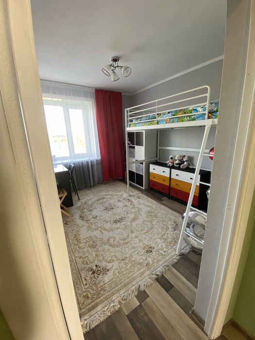 Продам 3-ком квартиру Островского 147