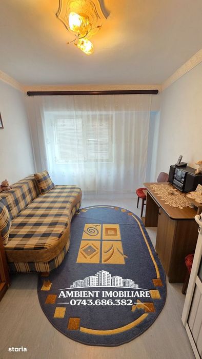 Apartament 3 camere, etaj 3, VASLUI - zona GARA;