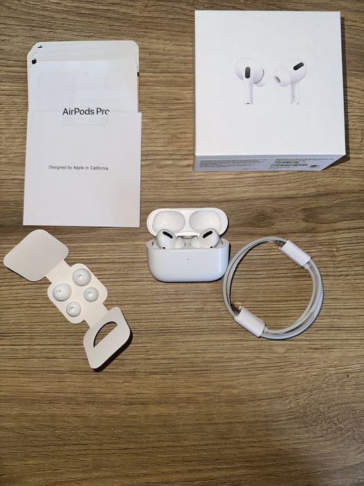 Casti Bluetooth