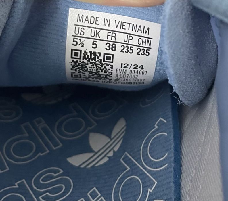 Новые кроссовки Adidas Spezial