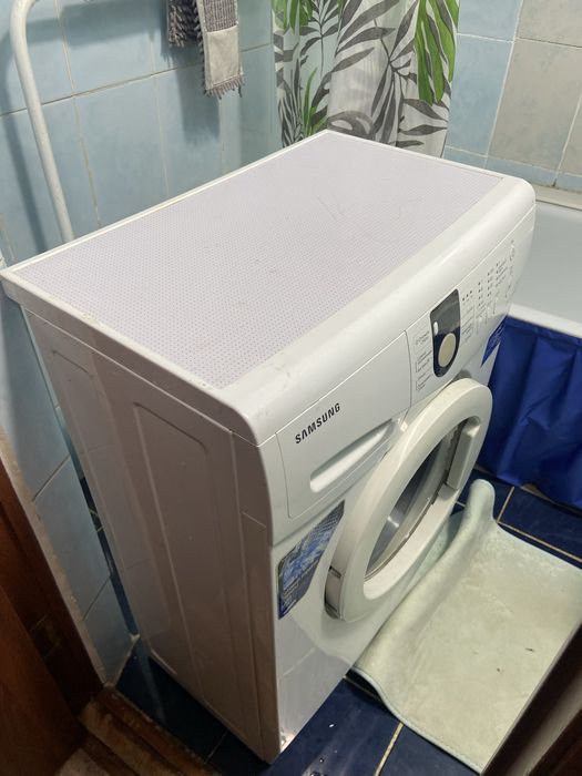 Продам стиралюную машину 4кг