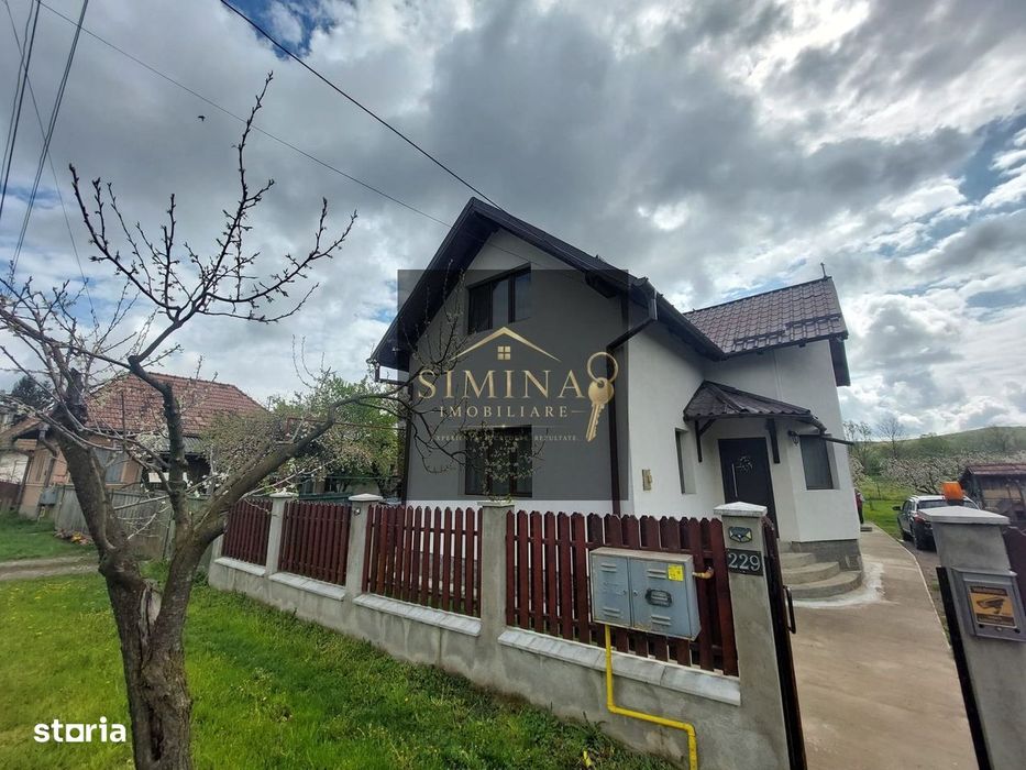 Casa De Vanzare, 1000 Mp Teren, Galesti , Mures