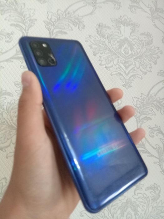 Продам samsungA31