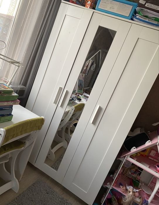 Продаю шкаф ИКЕА Бримнэс