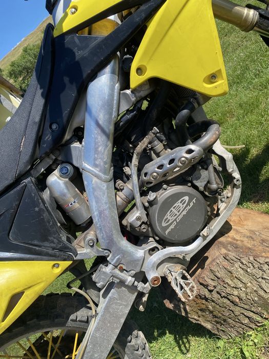 Suzuki RM-Z 250