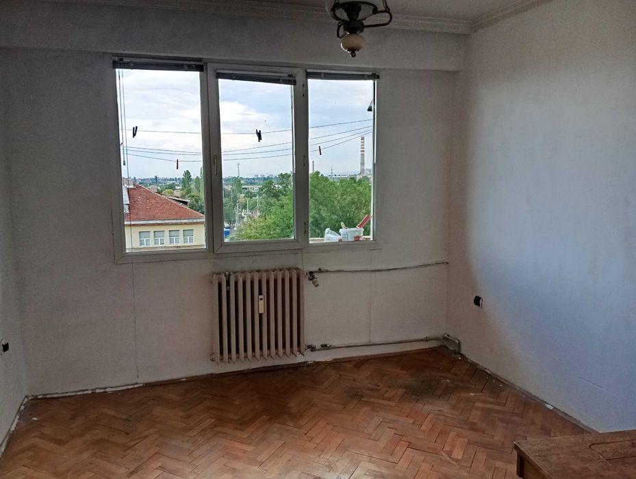 Продава се Двустаен апартамент в София, Толстой - 65 кв.м за 2385 €/кв.м - Снимка #3