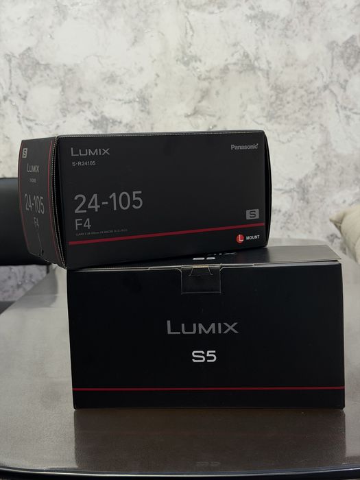 Lumix S5 complekt sotiladi