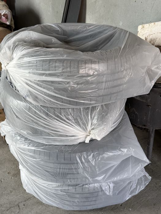 Продам летние автошины 235/60/18