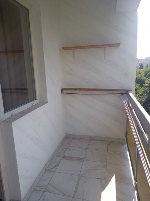 Închiriez apartament