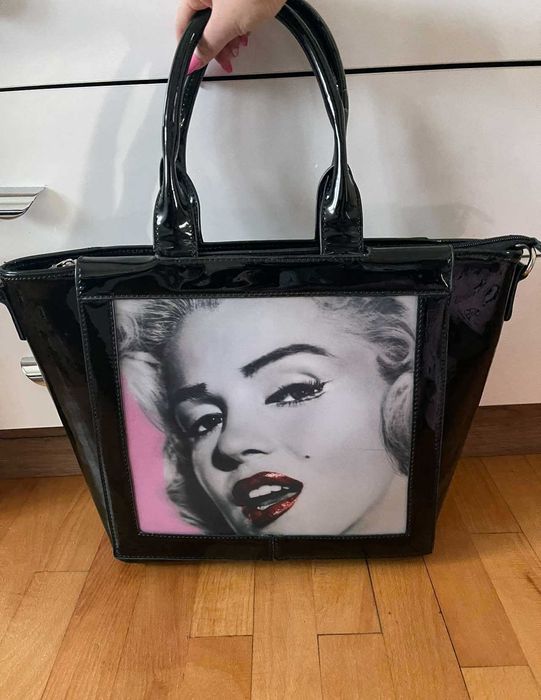 Дамска чанта кожена / лачена