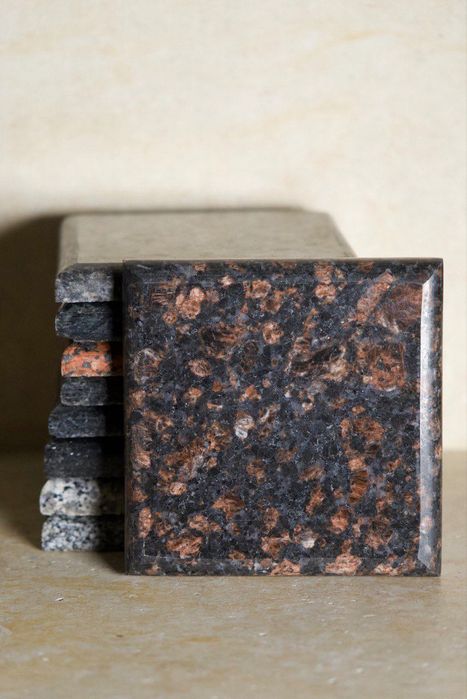 GRANIT Angola, Labladorit-Kapusta, Tan-Brown,mestniy Suyluk-Kuksaroy