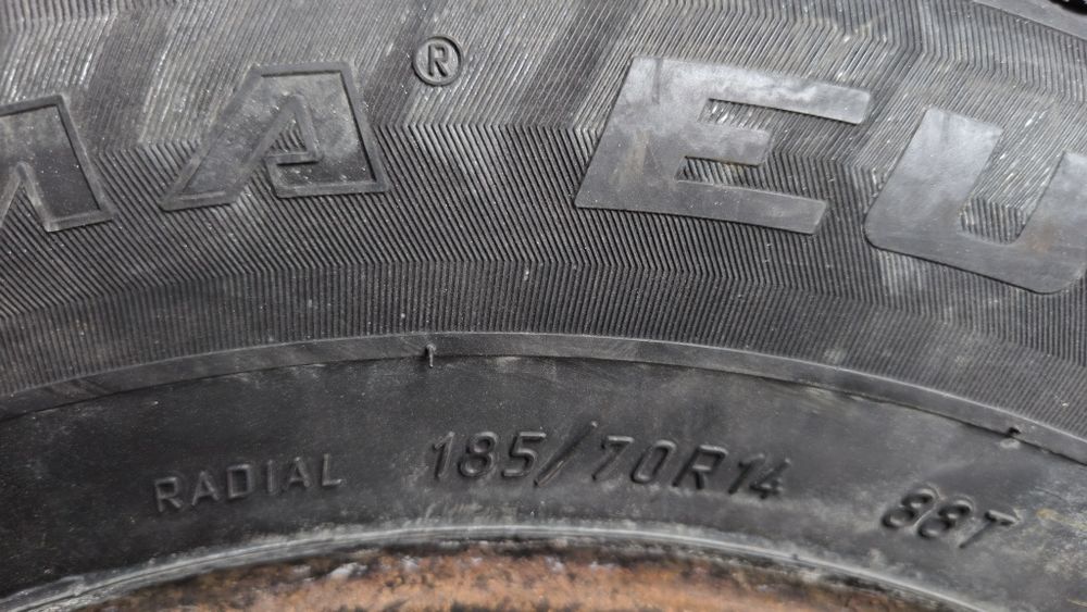 Продам зимние шины 185/70/14