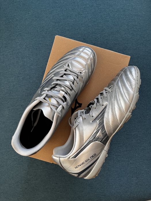 Футболни обувки Mizuno