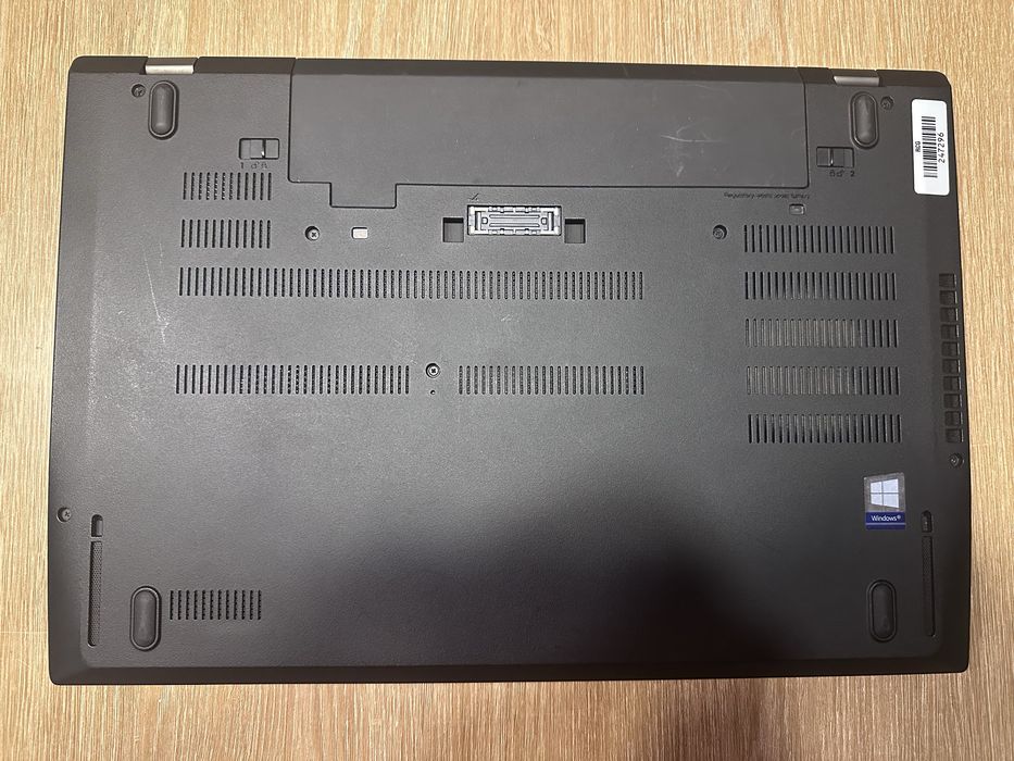 Лаптоп Lenovo T570