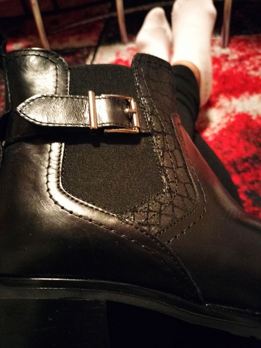 Vind botine noi Nr.38