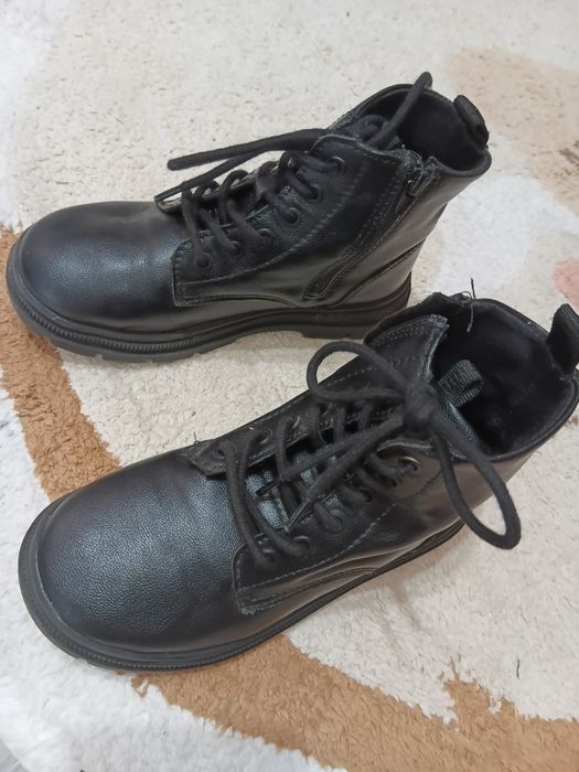 Ghete Zara fete mărime 28