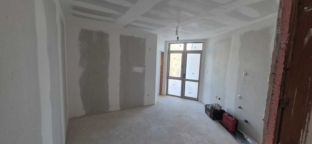 Двустаен апартамент с 1 спалня