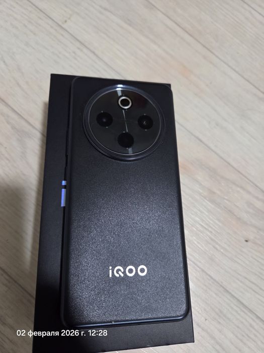 Iqoo Z10 5G 8/256gb