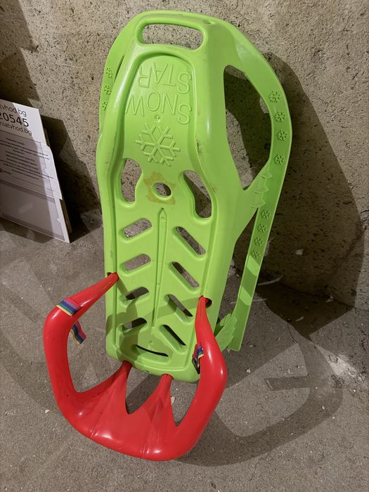 Продавам голяма шейна за пързаляне.