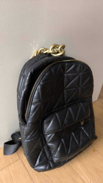 Раница с метална верижка ZARA