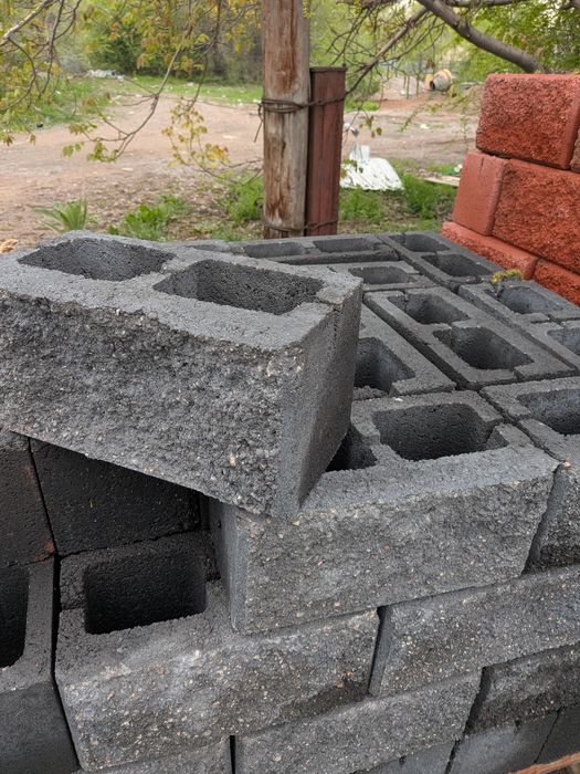Сплитерный блок Рванный перегородочный пескоблок шлакоблок